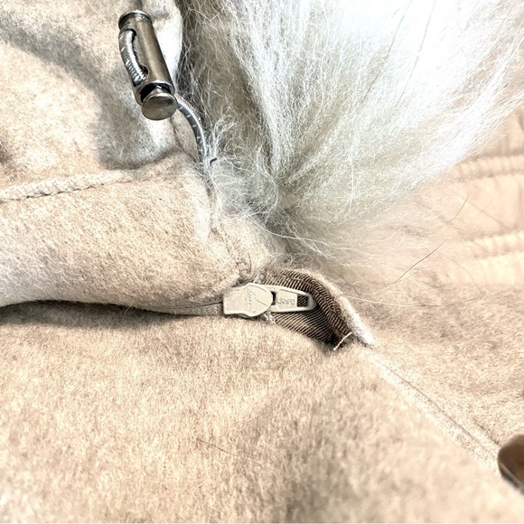 Schneider’s of Salzburg NWT wool cape with fur trim hood! - Picture 15 of 16